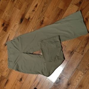 ☀️Athleta Tan khaki flares
